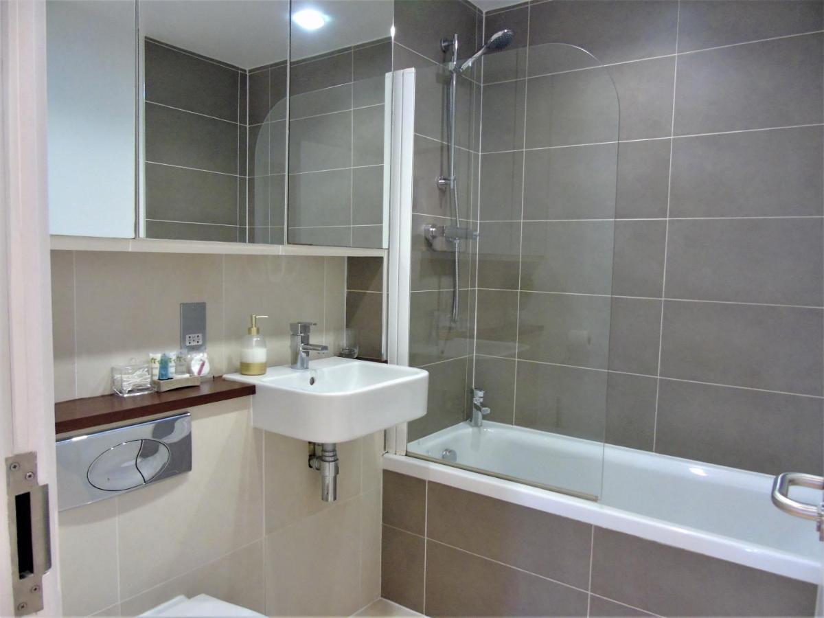 Seaview, Luxury Apartment, 2 Min Walk To Porth Beach New Quay エクステリア 写真