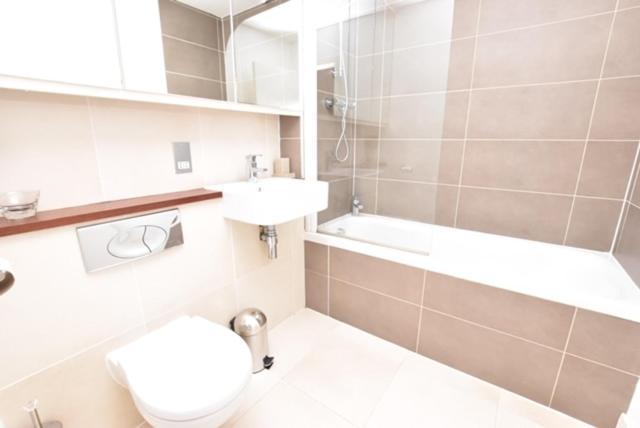 Seaview, Luxury Apartment, 2 Min Walk To Porth Beach New Quay エクステリア 写真