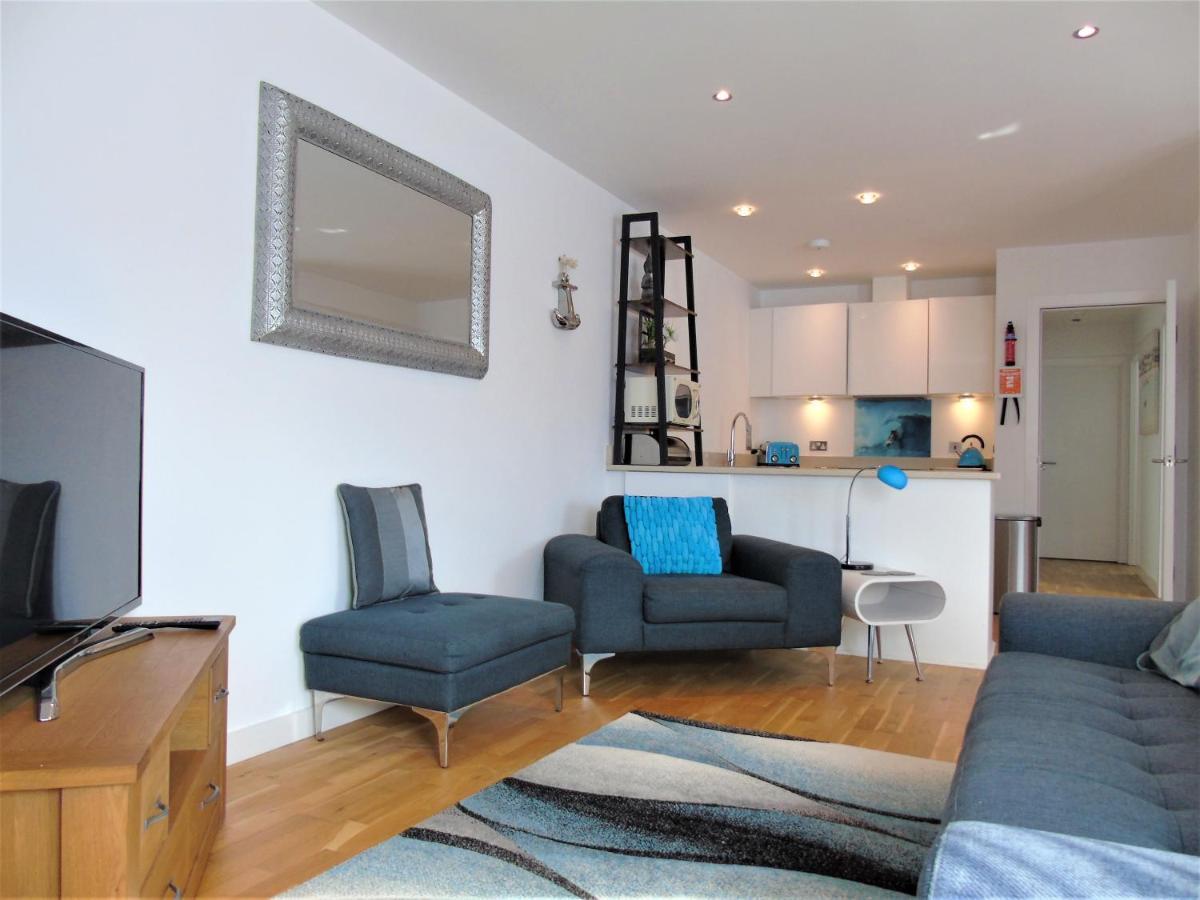 Seaview, Luxury Apartment, 2 Min Walk To Porth Beach New Quay エクステリア 写真