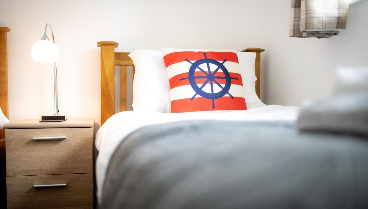 Seaview, Luxury Apartment, 2 Min Walk To Porth Beach New Quay エクステリア 写真